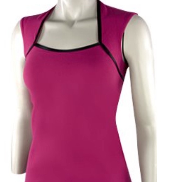 Lululemon Vitalize Tank in Raspberry Color - Picture 2 of 4